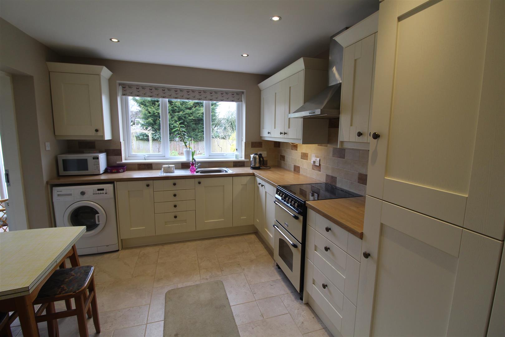 Fairfield Back Lane, Shrewsbury, SY4 3LA Let Agreed